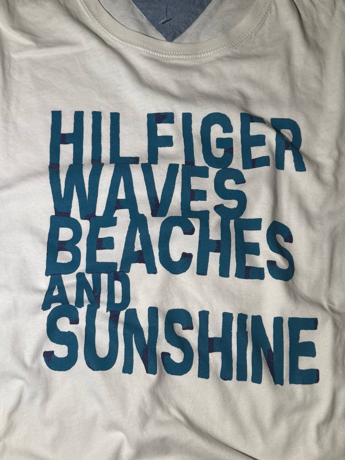 T-shirt Tommy Hilfiger M - foto reale, dettagli e misure