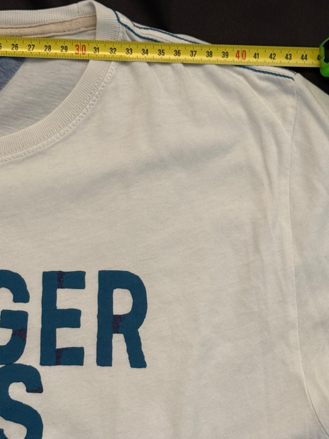 T-shirt Tommy Hilfiger M - foto reale, dettagli e misure