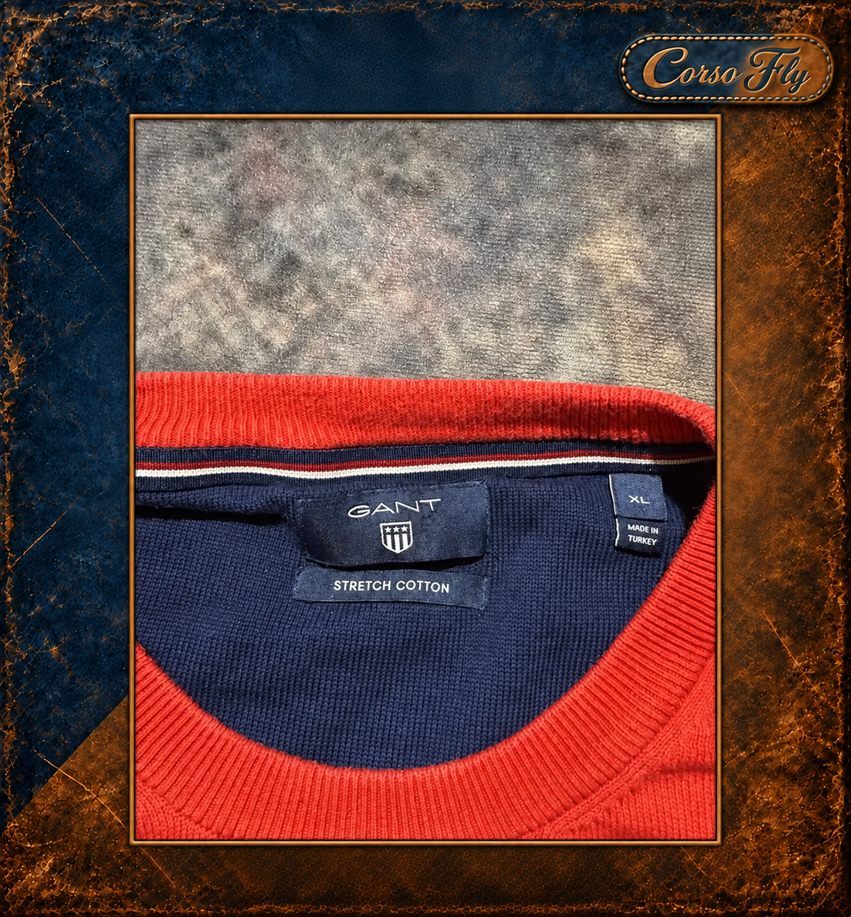 GANT maglione uomo XL rosso girocollo Stretch Cotton logo ricamato – foto del capo 2, sfondo Corso Fly