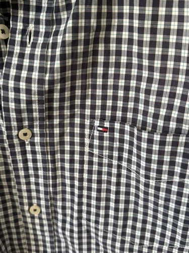 Camicia Tommy Hilfiger - dettaglio logo