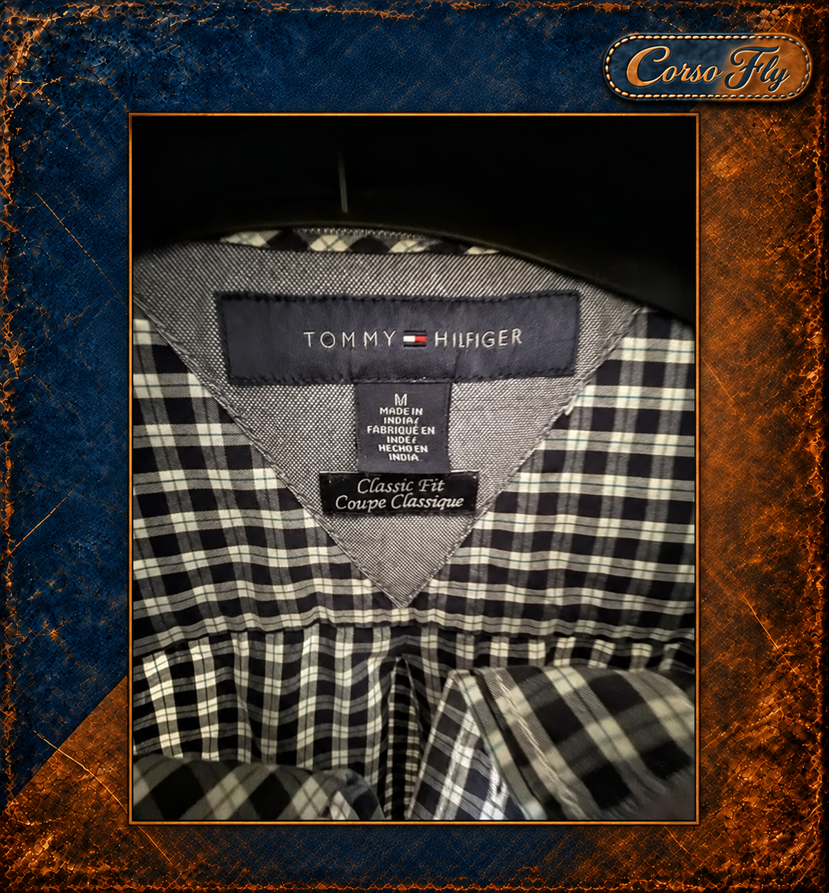 Tommy Hilfiger camicia uomo M quadretti blu bianco manica corta Classic Fit – foto del capo 11, sfondo Corso Fly