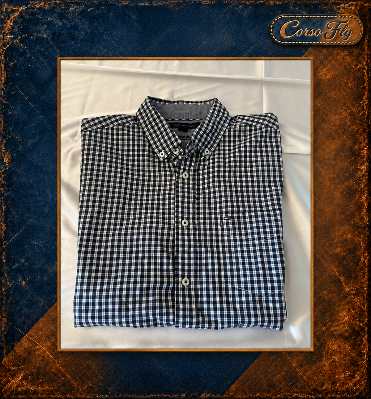 Tommy Hilfiger camicia uomo M quadretti blu bianco manica corta Classic Fit – foto del capo 4, sfondo Corso Fly