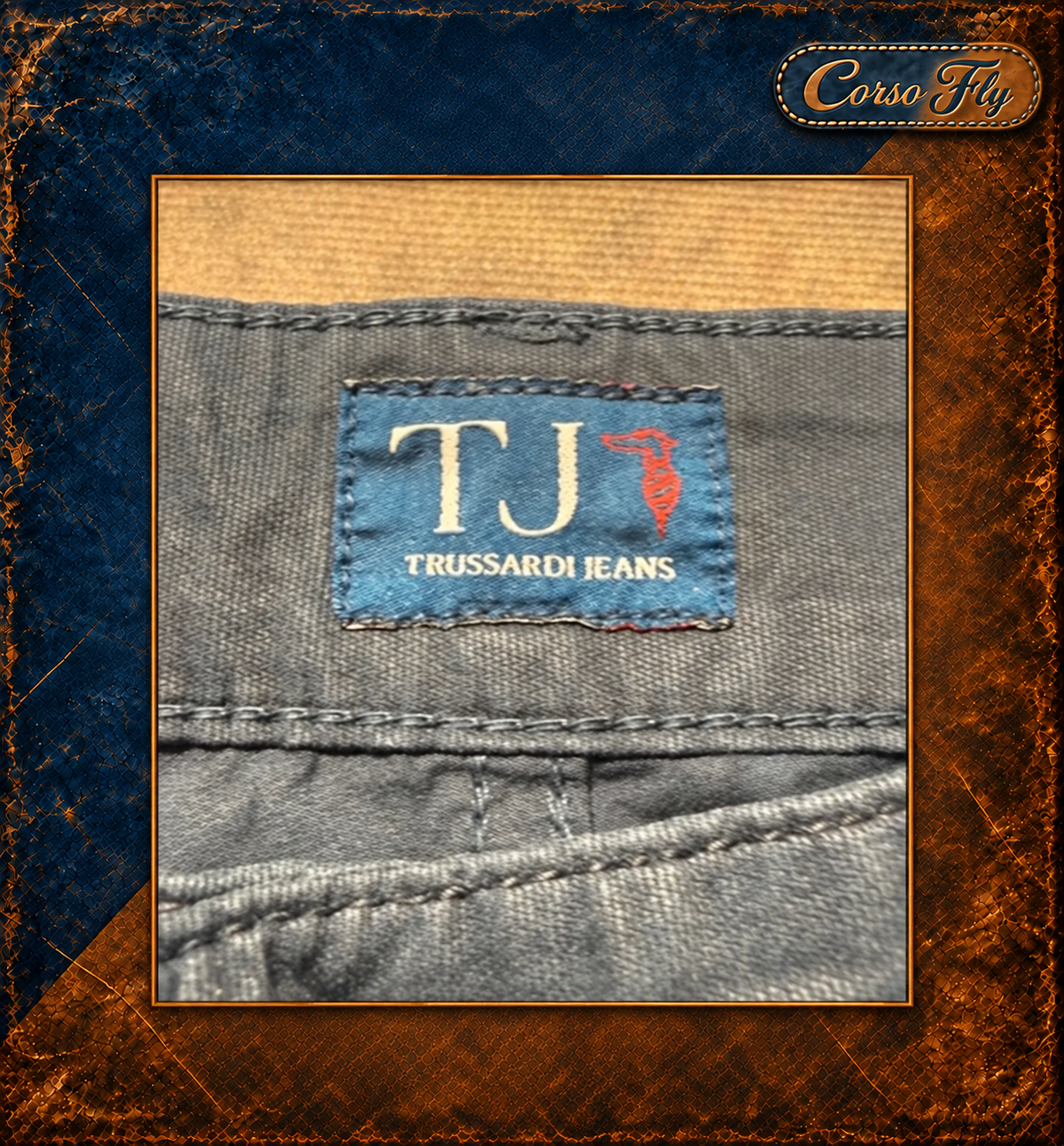 Trussardi Jeans pantaloni uomo 52 blu cotone stretch cinque tasche – foto del capo 4, sfondo Corso Fly